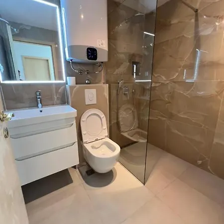 Lejlighed Nude Oasis Makarska