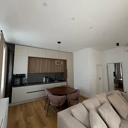 Apartment Nude Oasis *