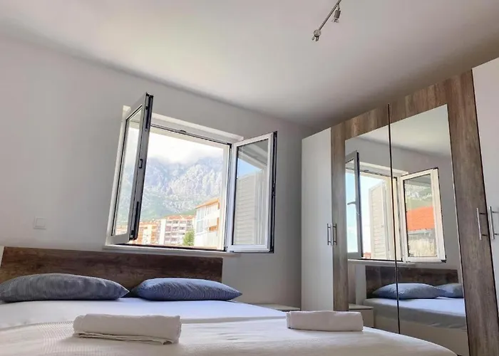 Nude Oasis Apartment Makarska