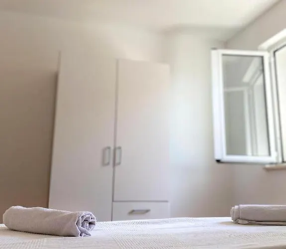 Apartment Nude Oasis Makarska